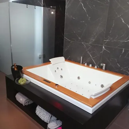 Luxurya Apartment