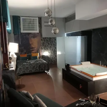 Luxurya Apartment Bari