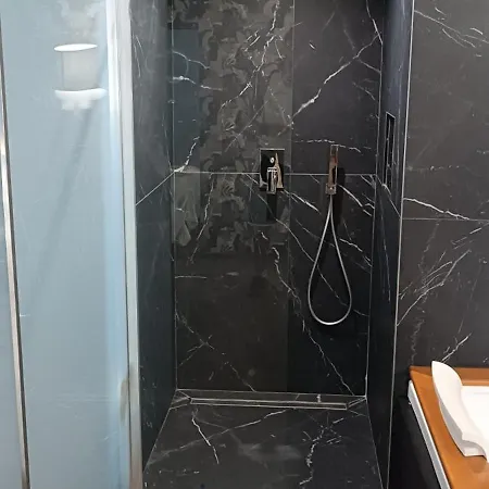Luxurya Apartment *