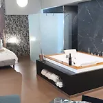 Luxurya